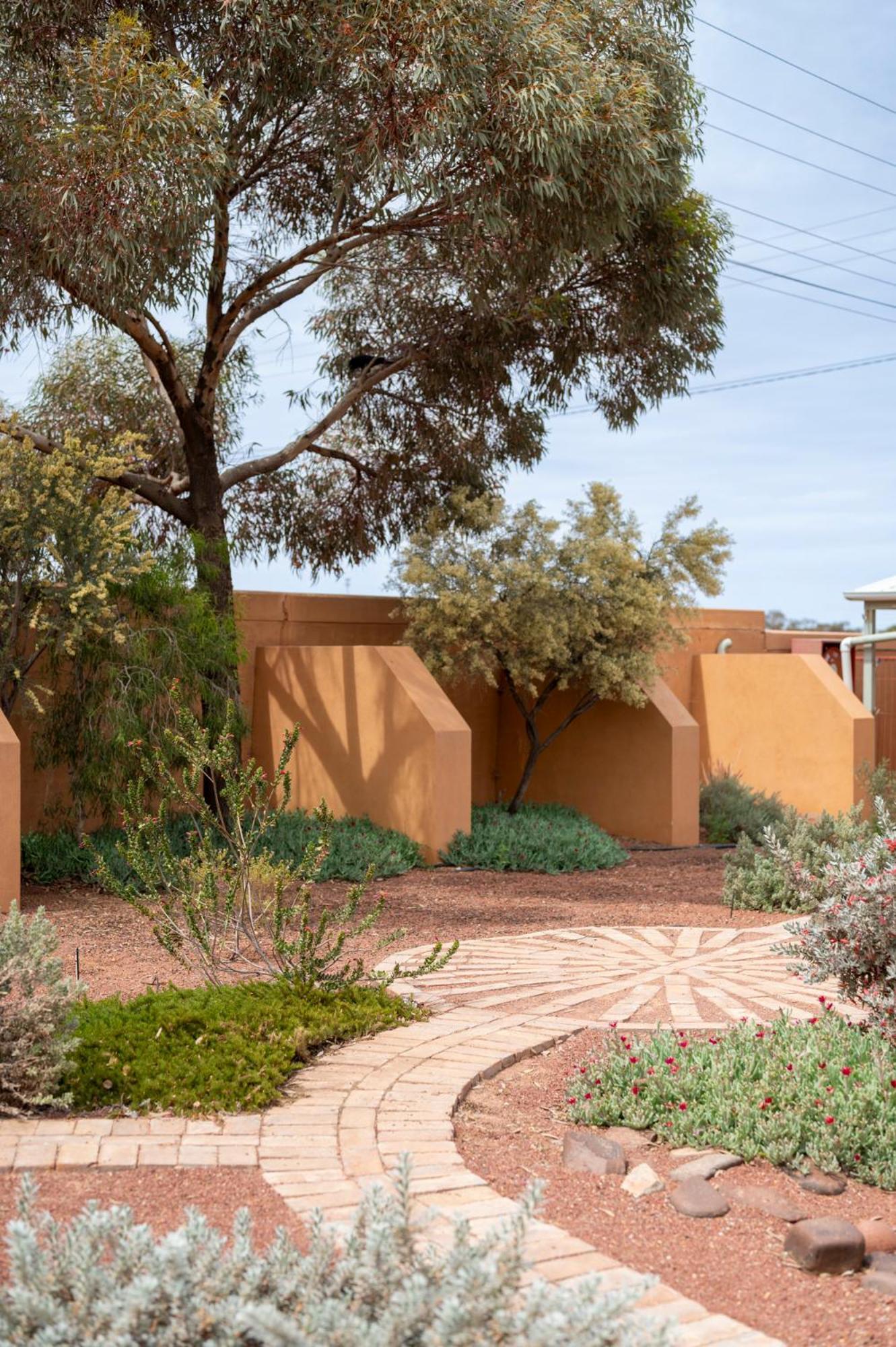 Mud Hut Motel Coober Pedy Buitenkant foto